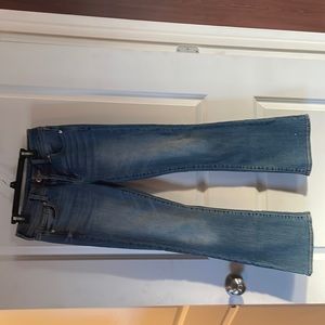 AE size 4 kick boot like new. Worn twice